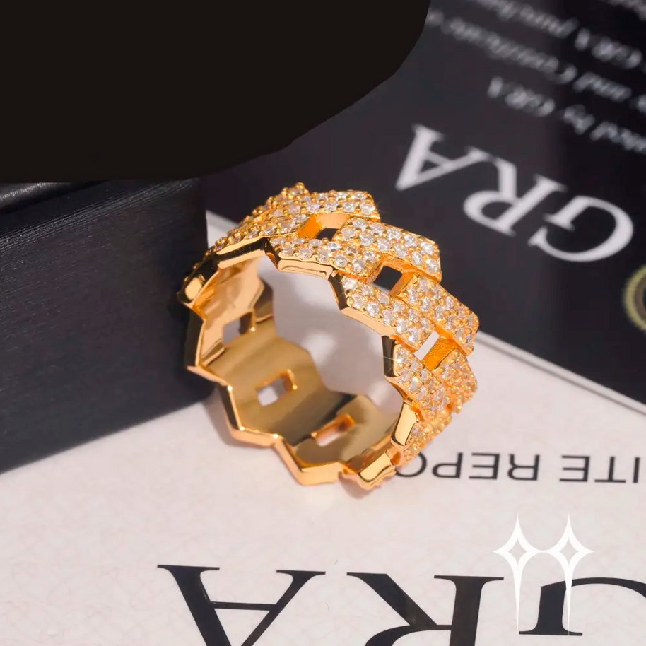 Chain Ring | Anillo con Moissanite