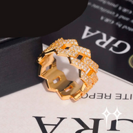 Chain Ring | Anillo con Moissanite